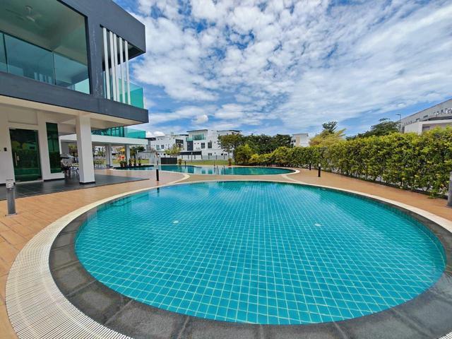 Residential House for sale in Malaka