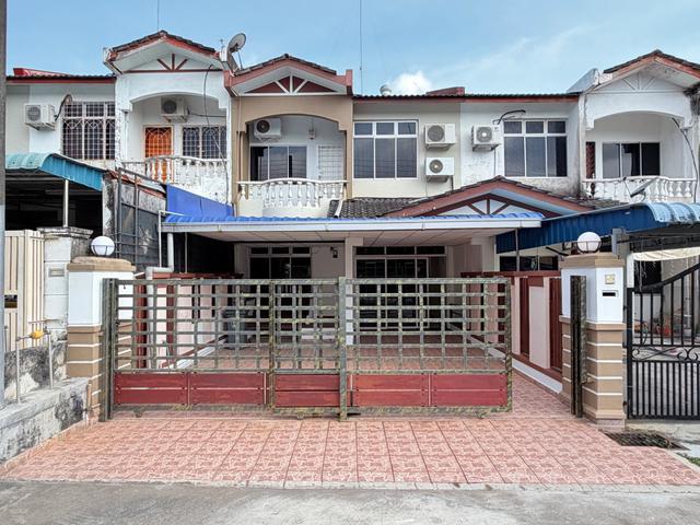 Terraced House for sale in Kluang, Johor
