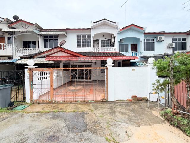 Terraced House for sale in Kluang