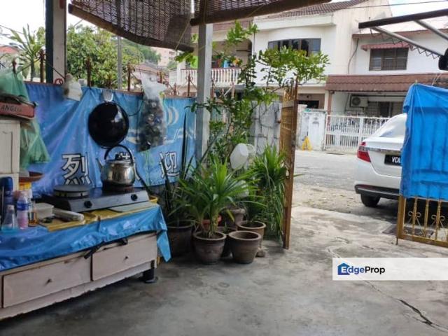 House for sale in Country Heights Damansara, Kuala Lumpur