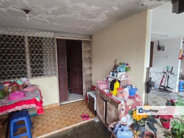 House for sale in Country Heights Damansara, Kuala Lumpur