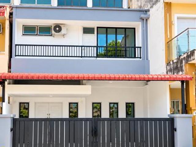 Terraced House for sale in Batu Pahat