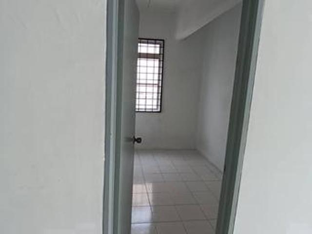 Apartment for sale in Kajang, Langat