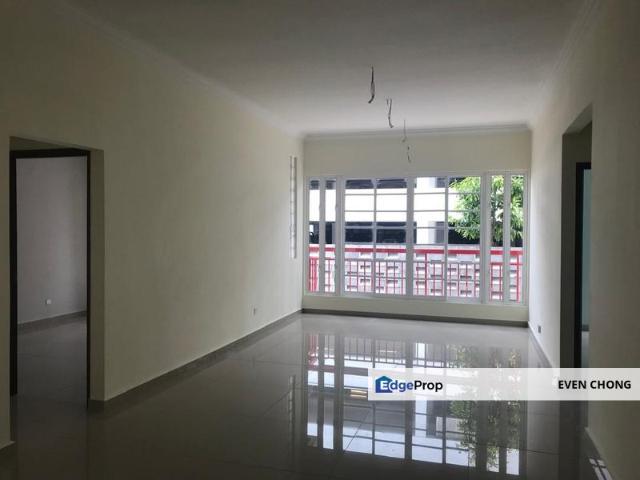 Flat for sale in Kajang, Langat