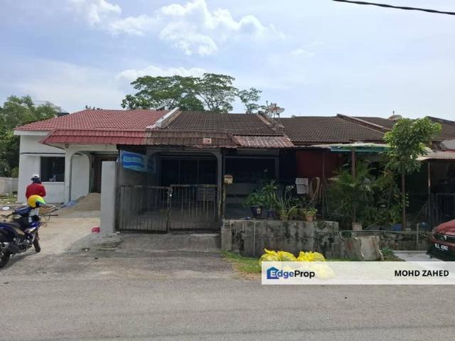 House for sale in Langat, Selangor
