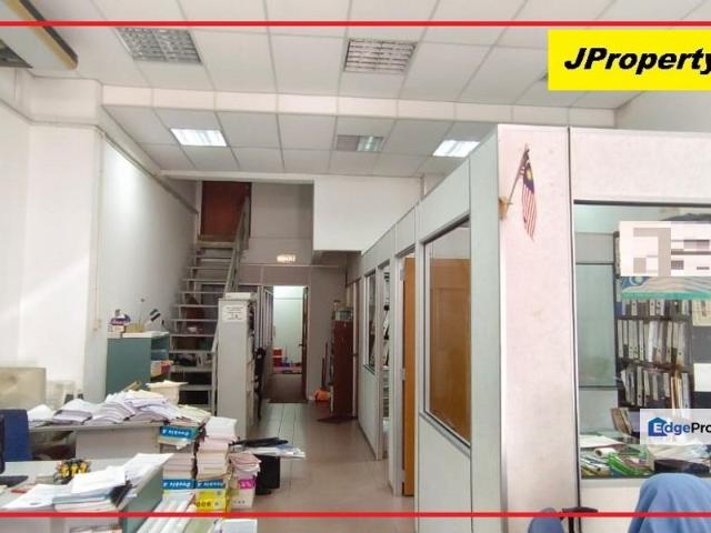 Shop for rent in Langat, Selangor