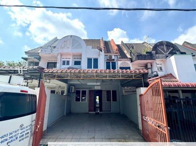 House for sale in Langat, Selangor