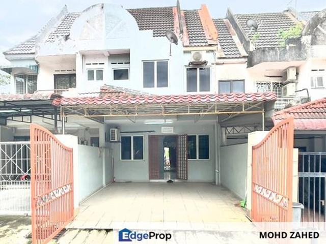 House for sale in Langat, Selangor