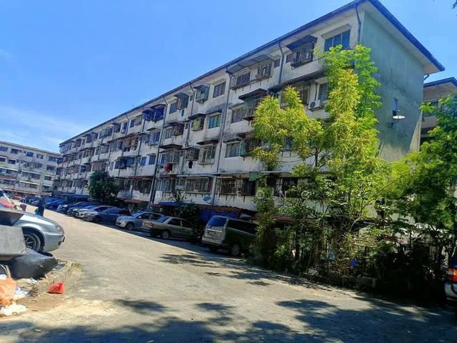 Apartment for sale in Langat, Selangor