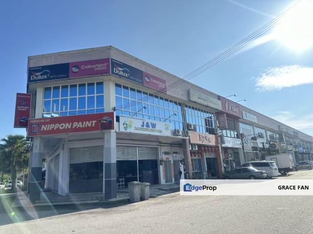 Shop for sale in Batu Pahat, Johor