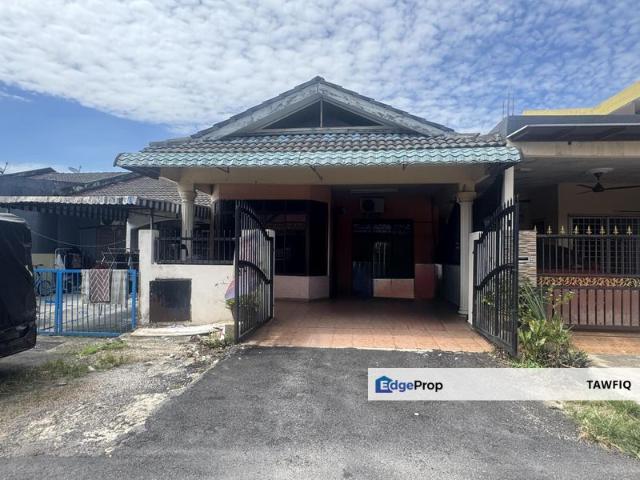 House for sale in Kajang, Langat