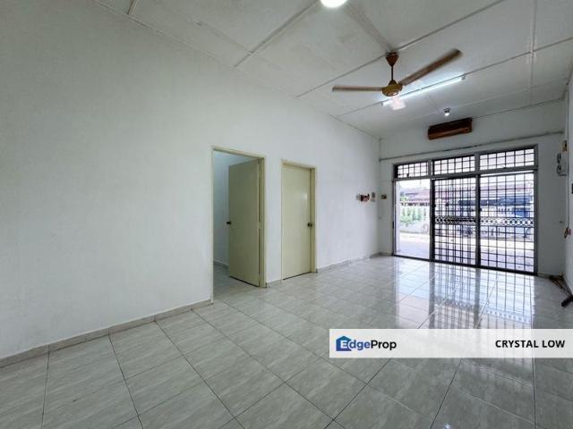 House for sale in Kota Tinggi