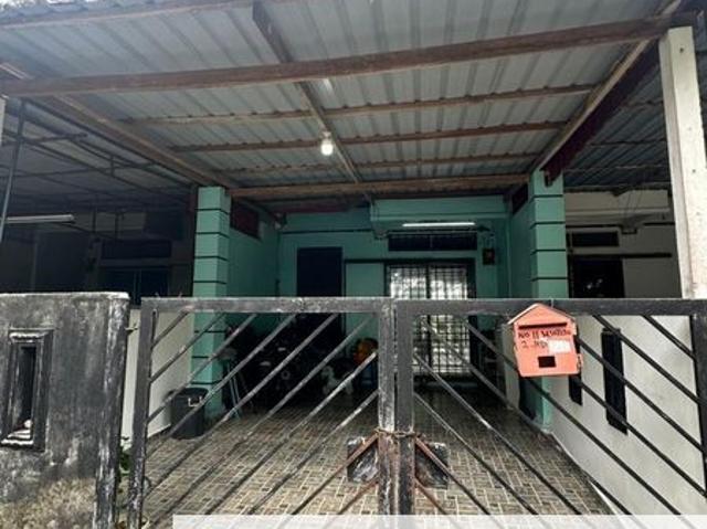 House for sale in Kota Tinggi