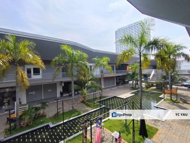 Shop for sale in Malaka