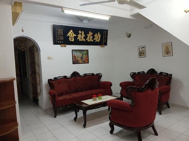 Townhouse for sale in Kompleks Perumahan Ibu Pejabat Polis Daerah IPD Melaka Tengah, Bandaraya Melaka