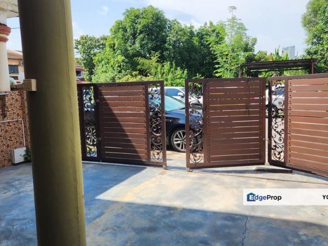 House for sale in Malaka