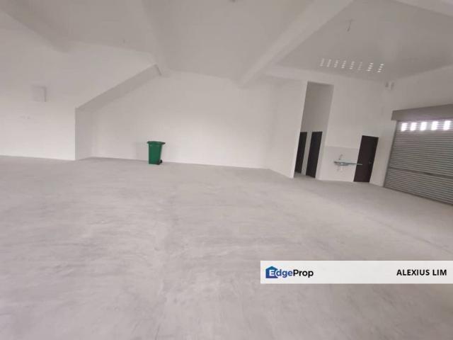 Shop for rent in Bukit Ledang, Johor