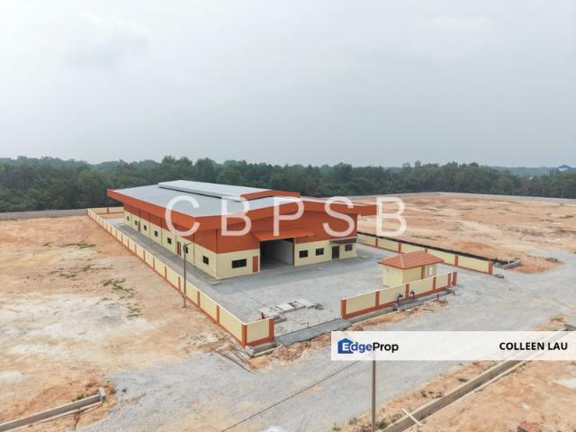 Warehouse for sale in Batu Pahat