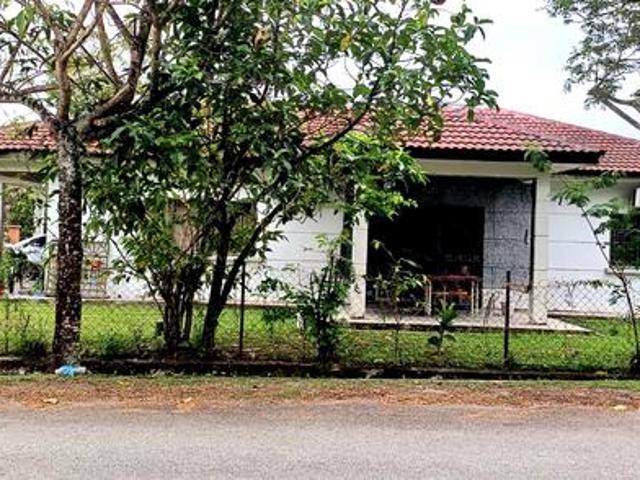 Bungalow for sale in Petaling, Subang Jaya