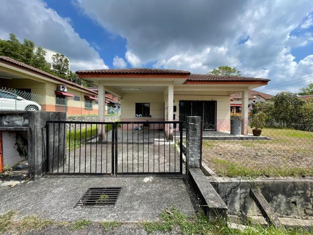 Bungalow for sale in Petaling, Subang Jaya