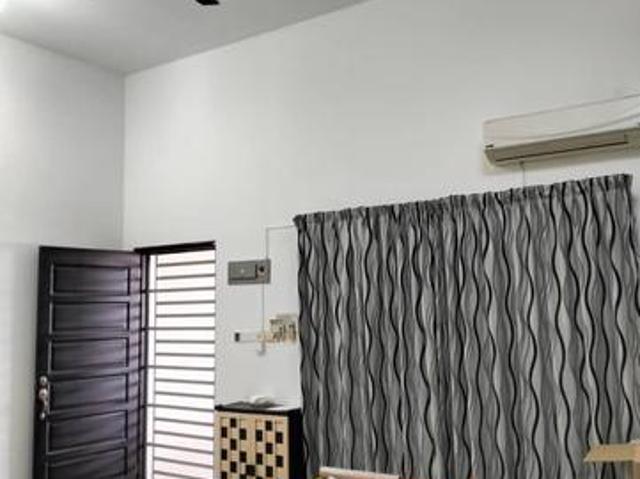 Terraced House for rent in Wellesley, Penang