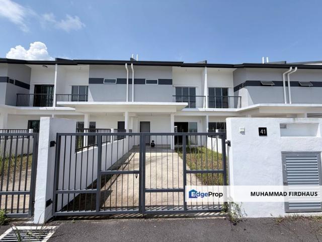 House for sale in Simpang Renggam, Kluang