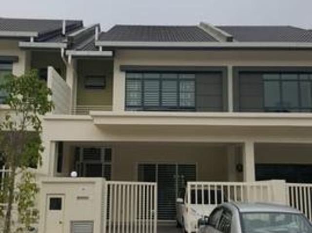 Terraced House for sale in Tanjong Sepat, Selangor