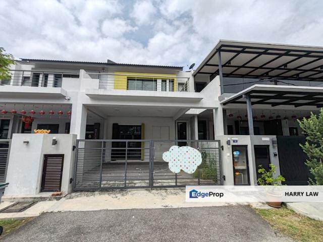 House for sale in Malaka