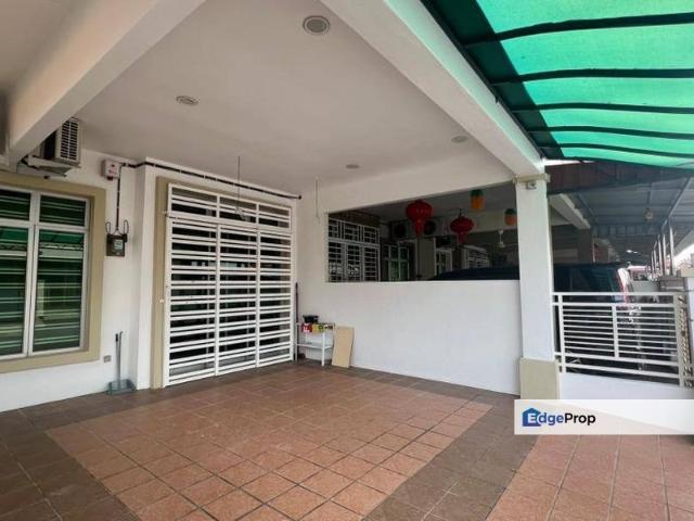 House for rent in Malaka