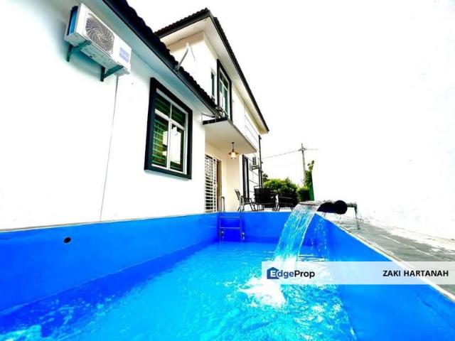 House for sale in Malaka