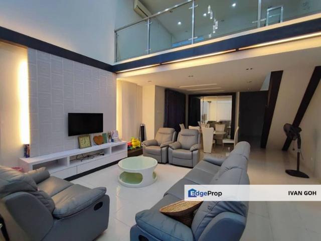 House for sale in Malaka