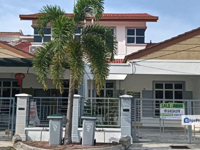 House for sale in Malaka