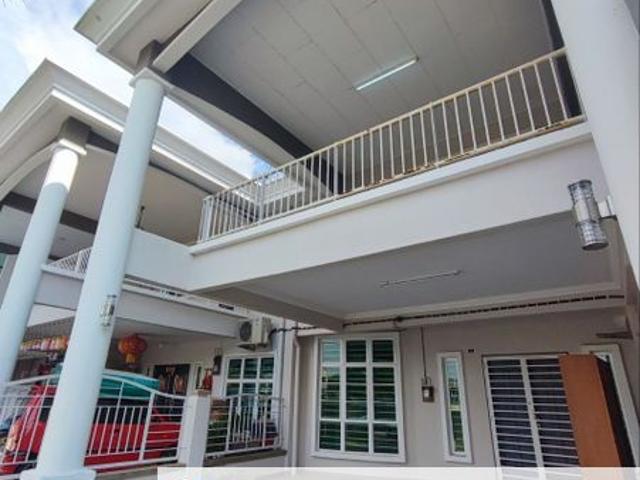 House for sale in Malaka