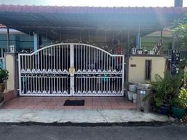 Terraced House for sale in Kuala Selangor, Selangor