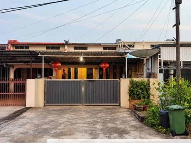 House for sale in Kampung Peramas, Bahagian Kuching