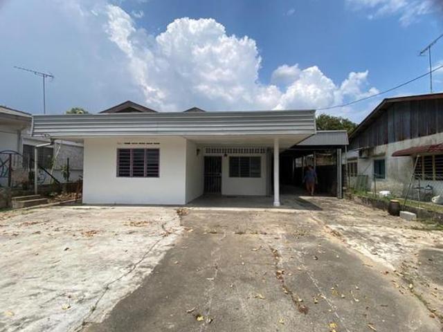 Bungalow for sale in Kulai