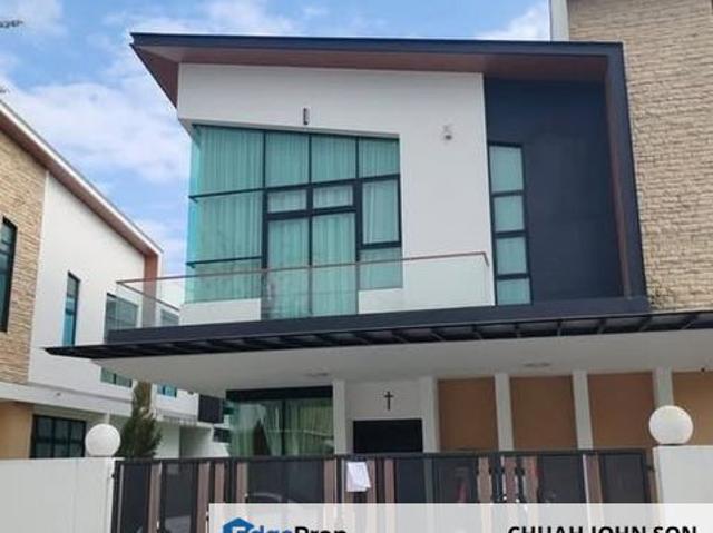 House for sale in Pulai, Bukit Ledang