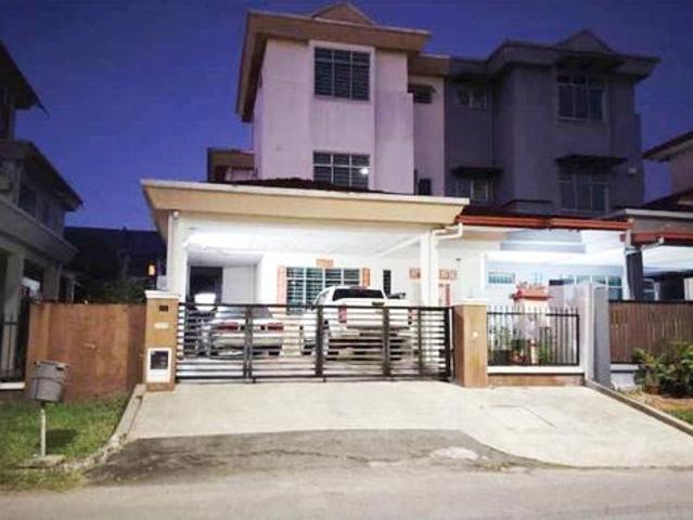 Residential House for rent in Kota Kinabalu, Bahagian Pantai Barat