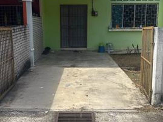 Terraced House for sale in Banting, Selangor