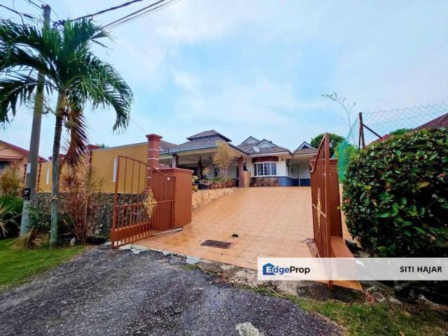 House for sale in Sendayan Village, Negeri Sembilan