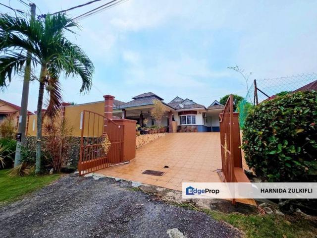 House for sale in Sendayan Village, Negeri Sembilan