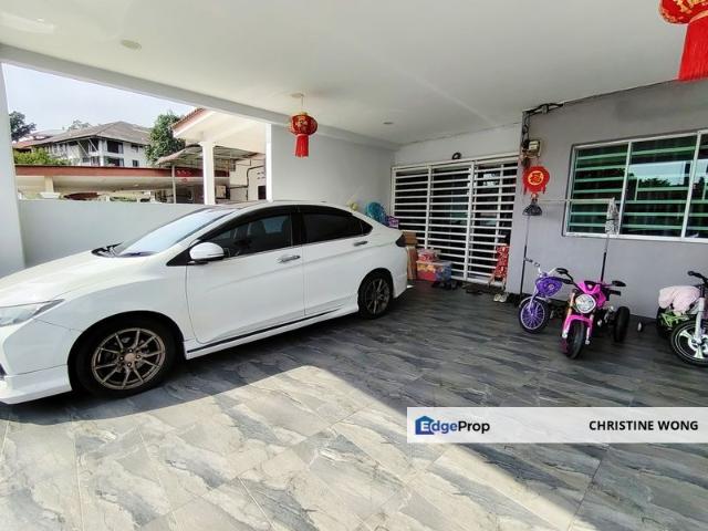House for sale in Sendayan Village, Negeri Sembilan