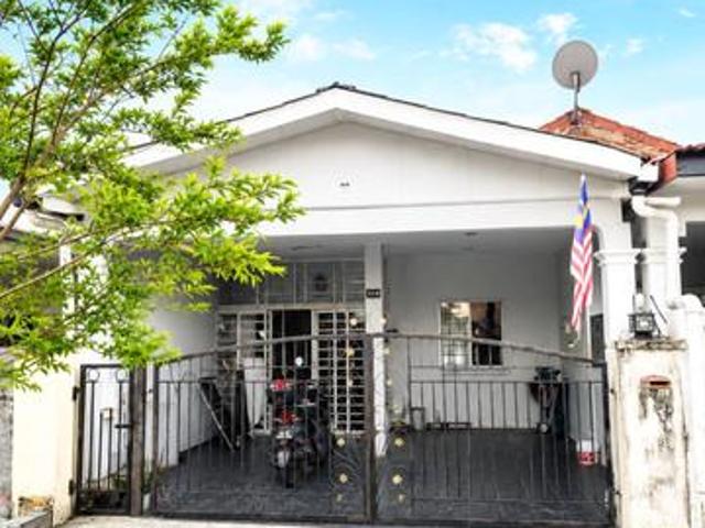 Terraced House for sale in Tuaran Village, Sabah