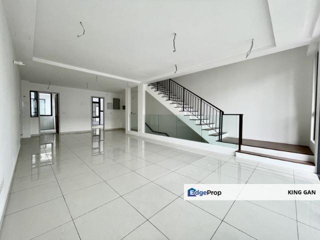 House for sale in Puchong, Majlis Bandaraya Subang Jaya