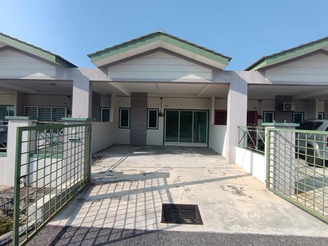 Terraced House for sale in Ayer Tawar, Manjung