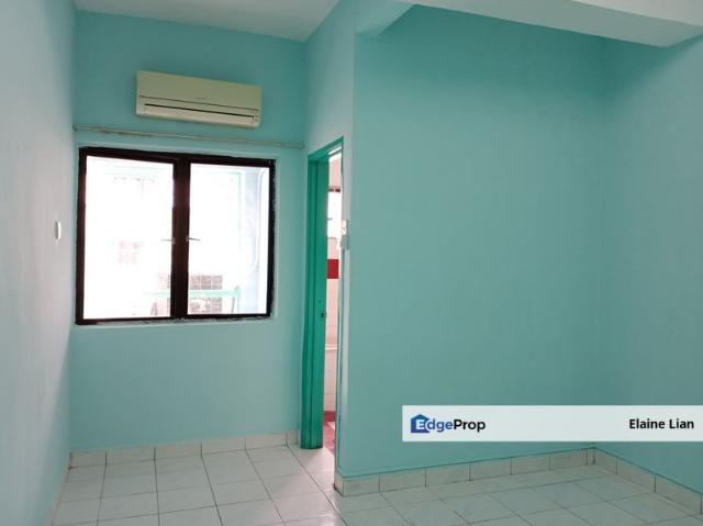 Condominium for sale in Langat, Selangor