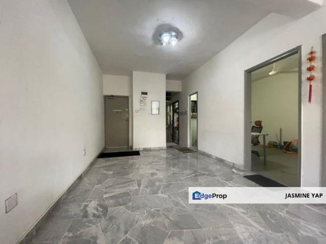 Shop for sale in Langat, Selangor