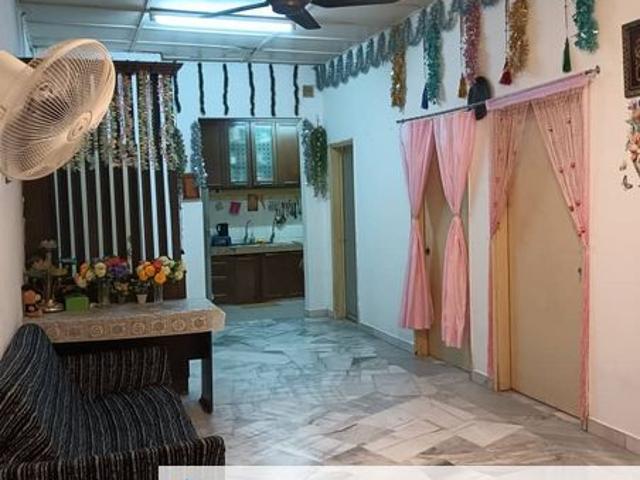Shop for sale in Langat, Selangor