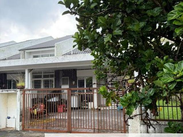 House for sale in Tanjong Sepat, Selangor