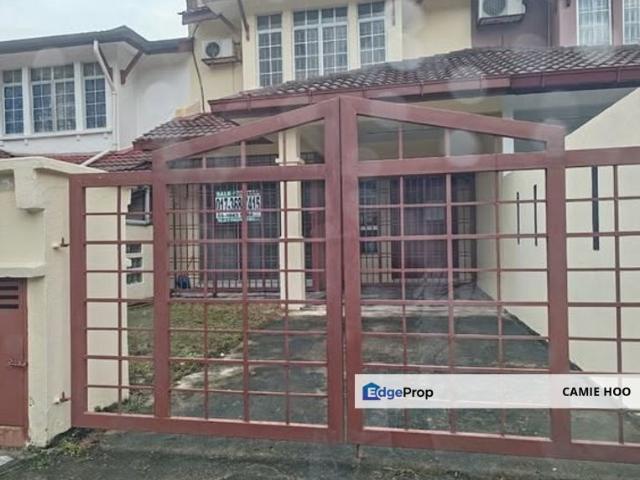 House for sale in Seri Kembangan, Majlis Bandaraya Subang Jaya